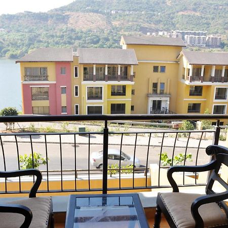 2Bhk Lake View Apartment Lavasa Luaran gambar