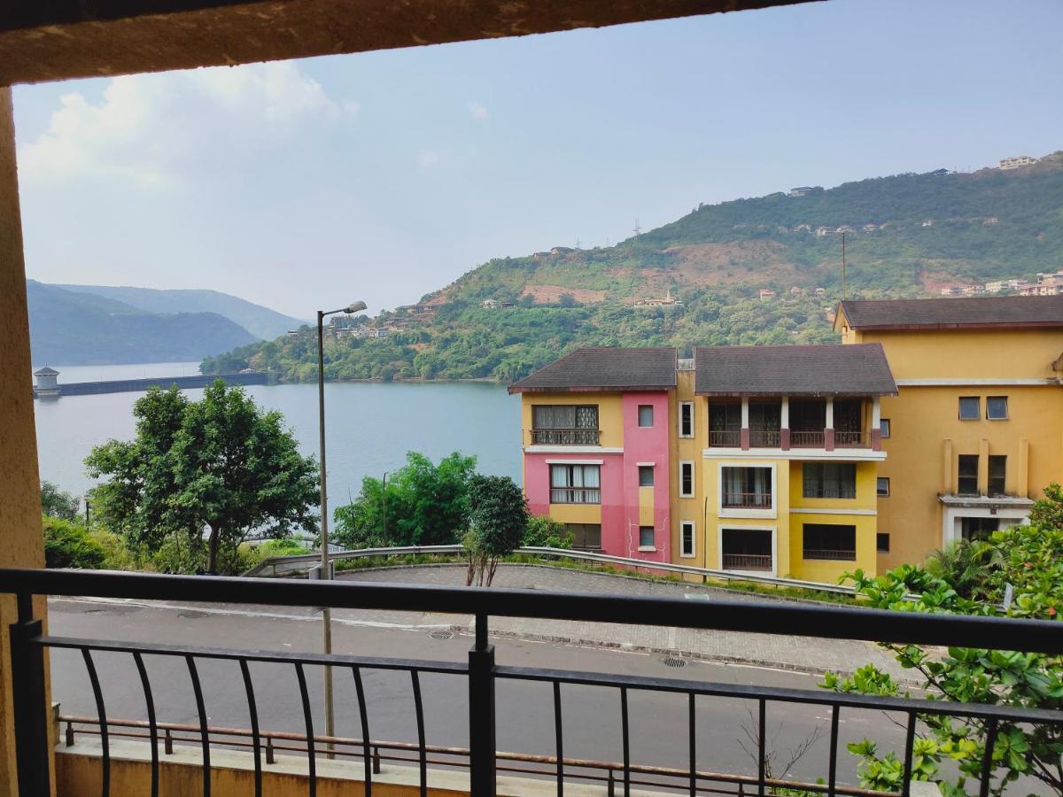 2Bhk Lake View Apartment Lavasa Luaran gambar